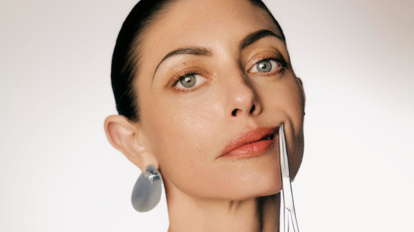 The Risks of Lip Lifts That You Don’t See on Instagram